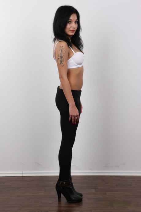 Dark-haired amateur models fully clothed and then completely naked as well 98241075