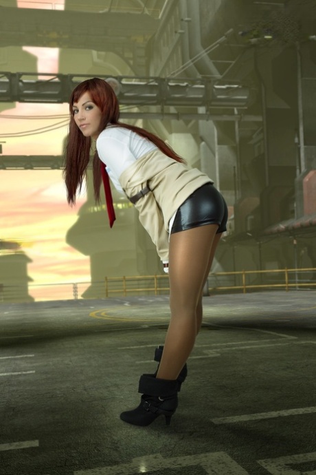 Sexy redheaded cosplayer unveils her nice tits while wearing pantyhose