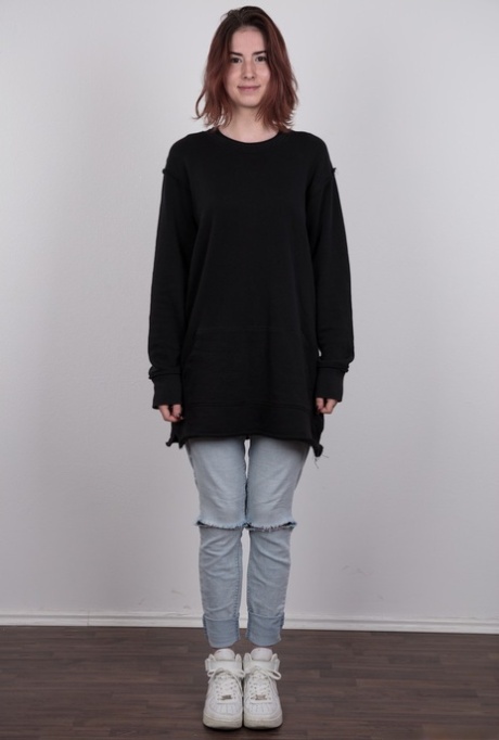 First timer Julie releases her skinny body from baggy clothing 35348147