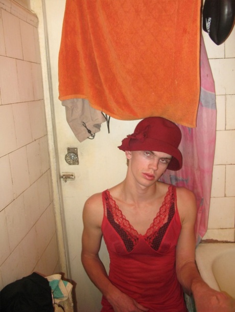 Club Cross Dresser Hot XXX 30915800