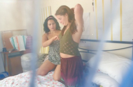 Slutty lesbian teens Fotina and Sahara getting dressed after fucking 33703561