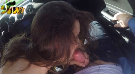 Brunette amateur Ashley repaying tow truck driver with filthy sex acts 22141049